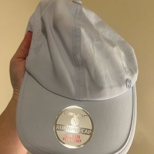 NWT Layer 8 Women’s Running Cap 🏃‍♀️ 🧢